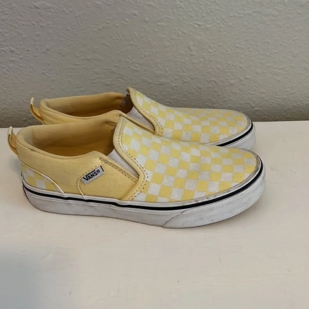 Vans Yellow Checked‎ Slip On Youth Size 2.5